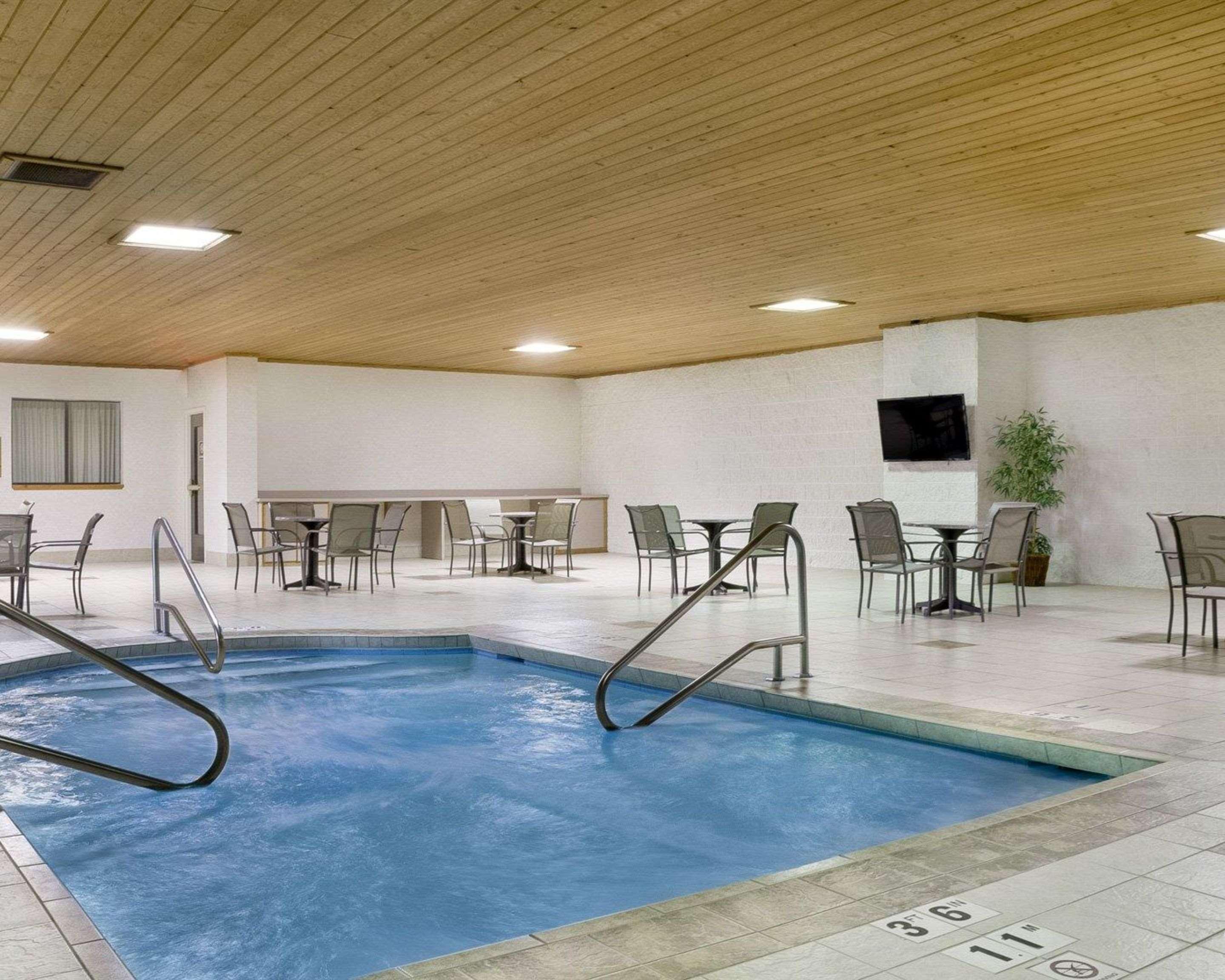Quality Inn Bismarck I-94 Esterno foto