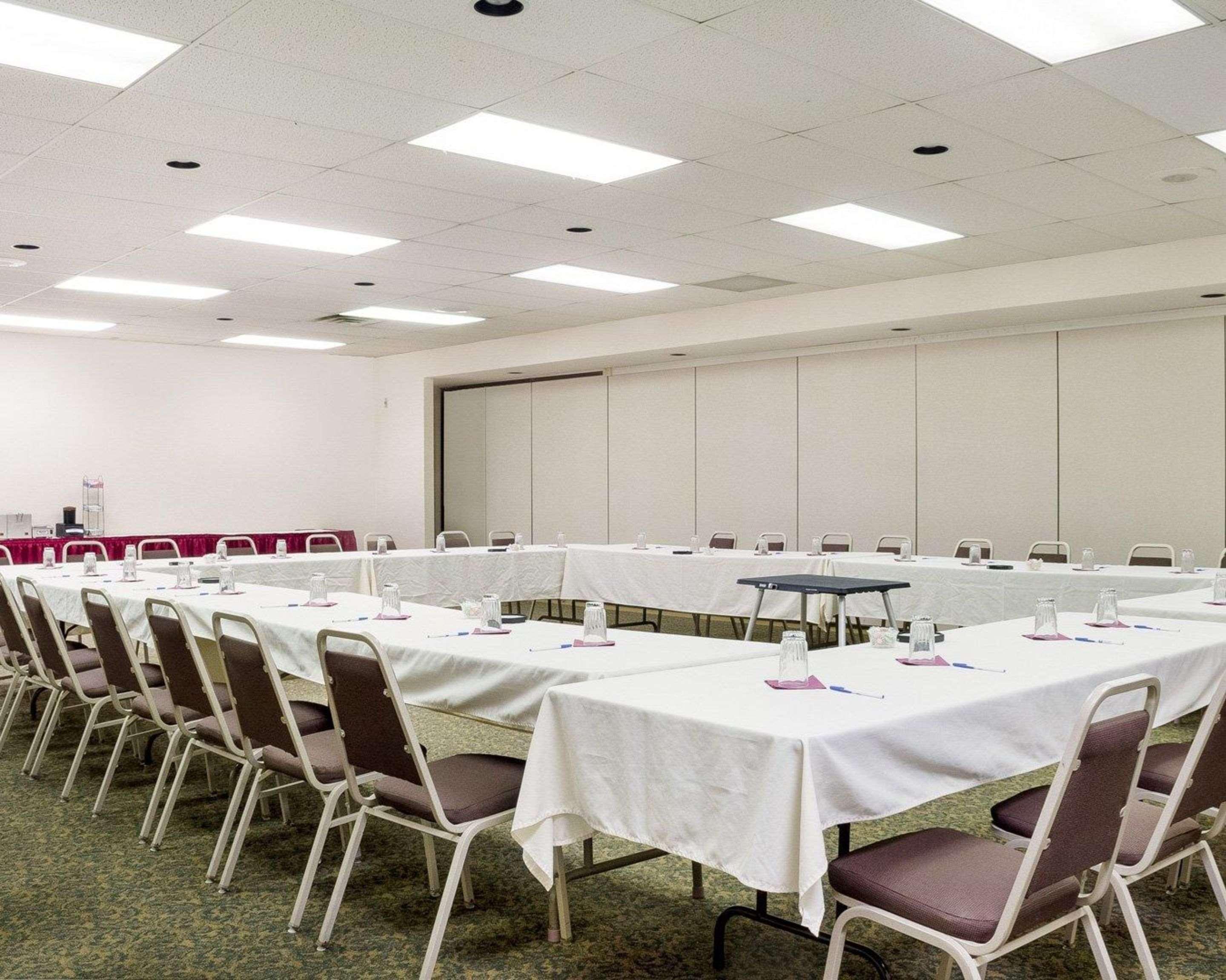 Quality Inn Bismarck I-94 Esterno foto